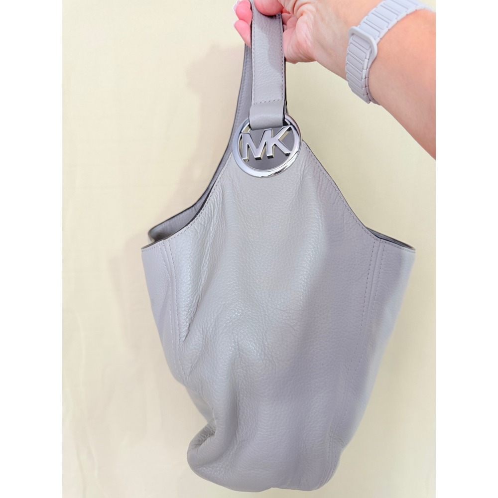 Michael Kors Hobo Bag Womens Large Grey Fulton Pebbled Leather Shoulder Bag MK - Picture 5 of 11